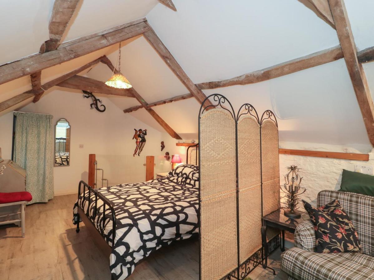 The Coach House Villa Самъртън Екстериор снимка