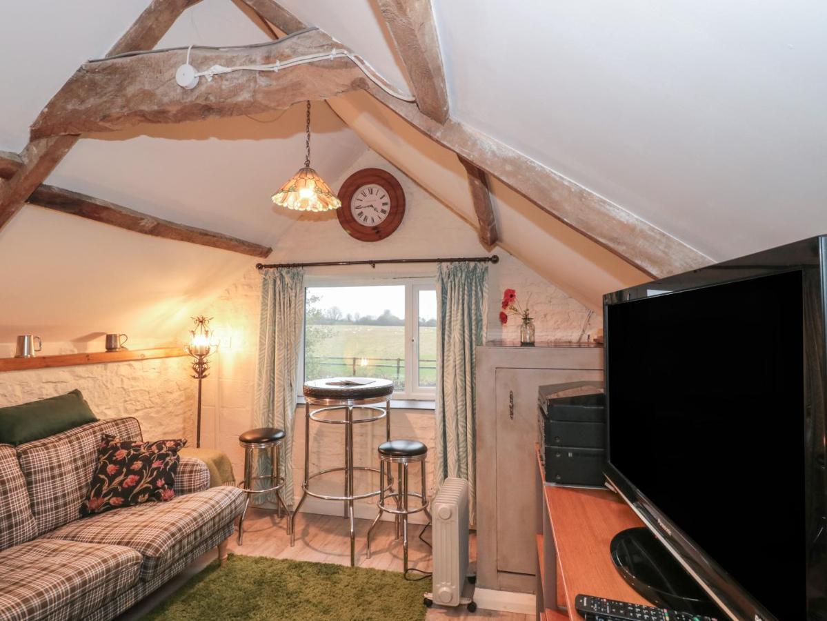 The Coach House Villa Самъртън Екстериор снимка